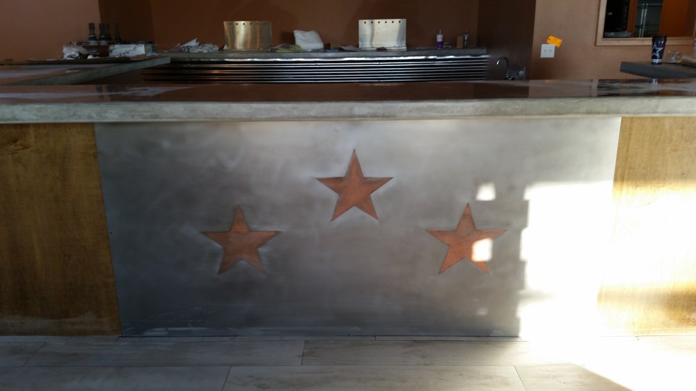 The star motif is already up on the bar.