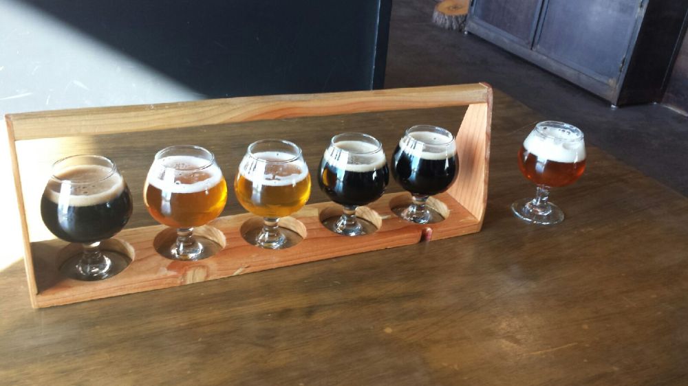 A seasonal flight and the Ghost Train IPA were well worth trying.