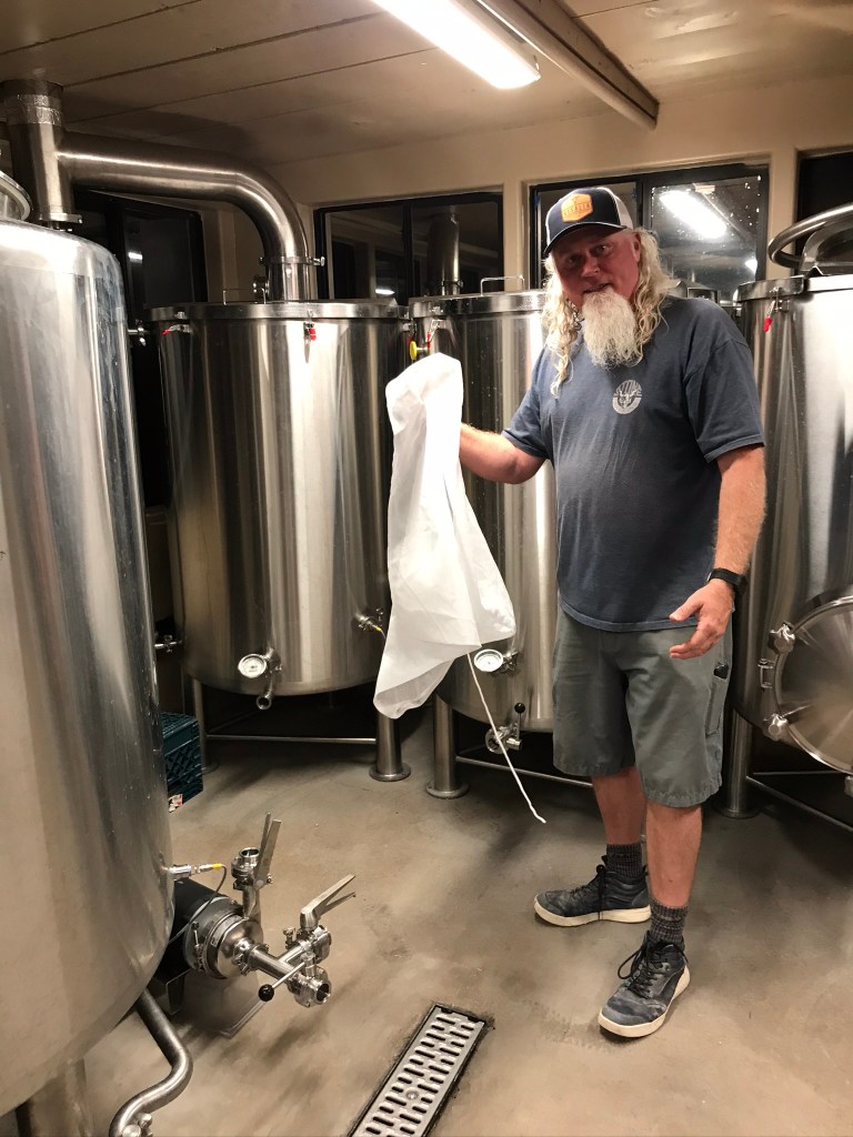 0187a8bb6b539bca5c42310f30c708877a5cdb7c12