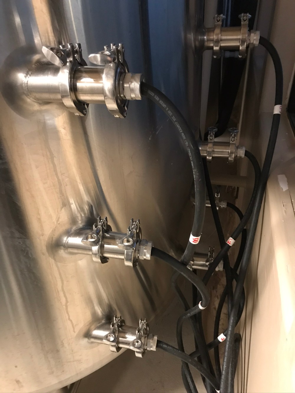 01a8e1c9405517b39a1e1543d8d841cfdd7ef3c381